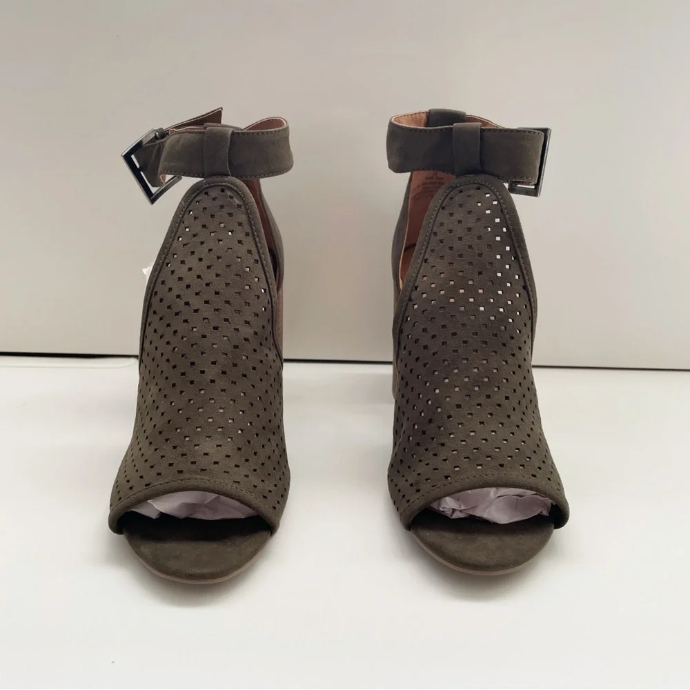 Target universal thread fall booties heel peep toe chunky wedge sandal green 9 - Picture 2 of 9